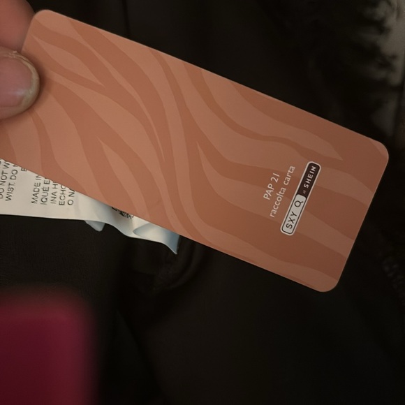 Cute dress/could be a cover up for the beach or for date night size Large NWT - Picture 4 of 4